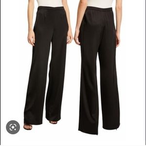 《 St. John 》 Caviar Wide Leg Pants